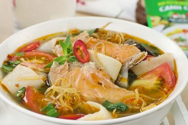 3.canh chua ca hoi - Top 16+ món ăn ngon từ cá hồi thơm ngon, bổ dưỡng cho gia đình